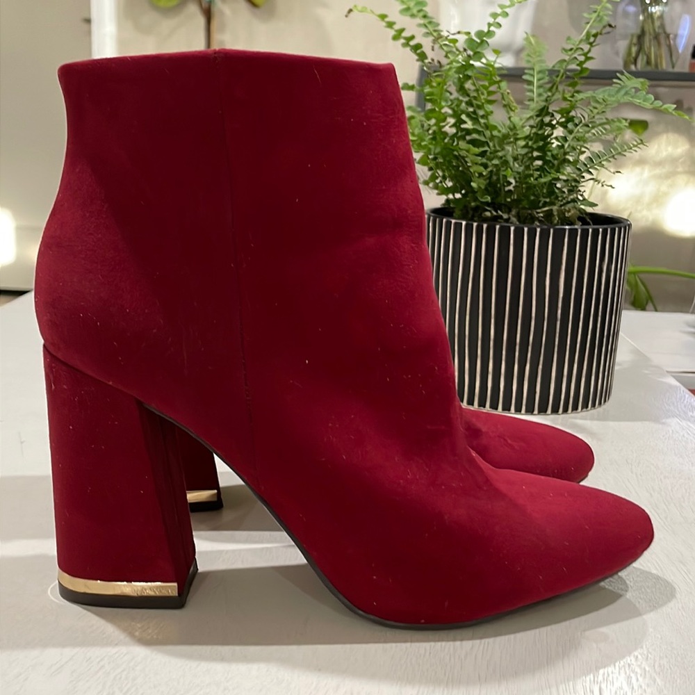 Gorgeous Maroon Booties